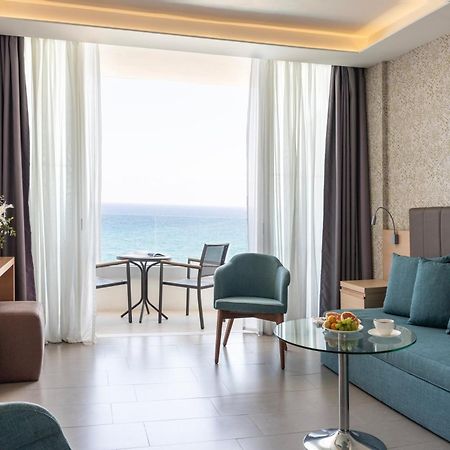 Royal Apollonia By Louis Hotels Limassol Exterior photo Suite at the hotel