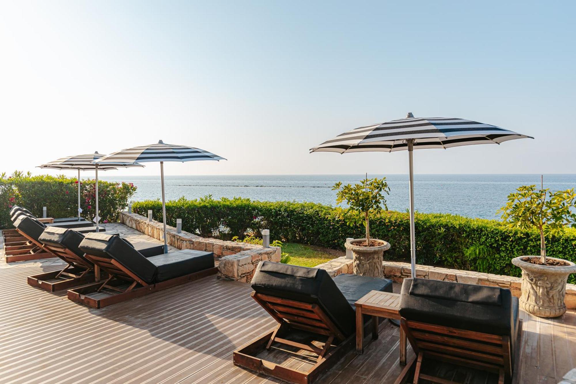 Royal Apollonia By Louis Hotels Limassol Exterior photo The beach at the hotel