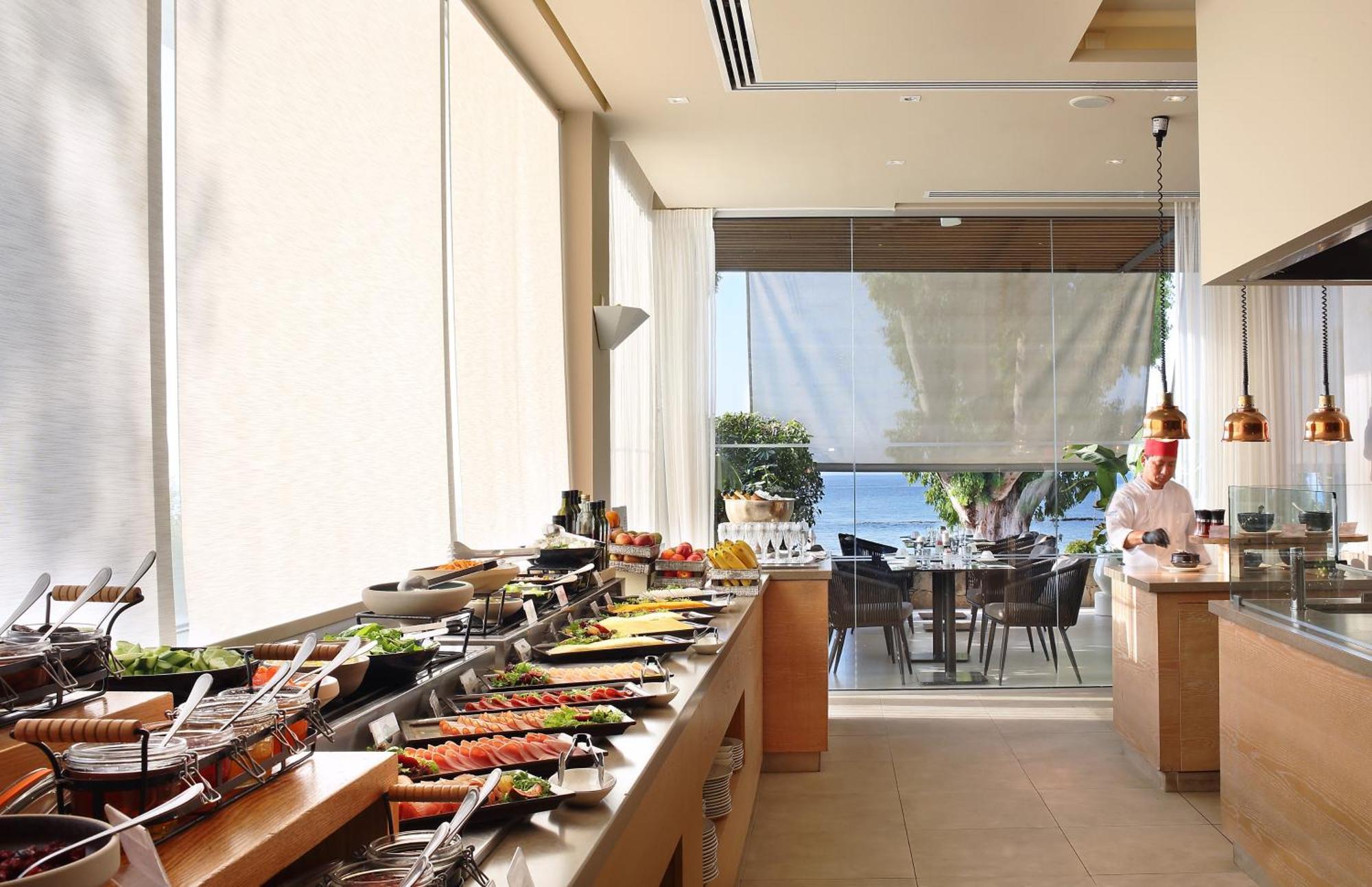 Royal Apollonia By Louis Hotels Limassol Exterior photo The buffet at the restaurant